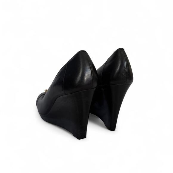 Michael Kors black wedge with gold hardware - Y2k / Preppy / Glam - Picture 3 of 4